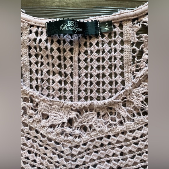 BKE Women’s Split Back Top Size Small from Buckle - Picture 4 of 4